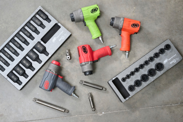 Paineilmaiskumutterinvääntimet huoltoon ja kunnossapitoon