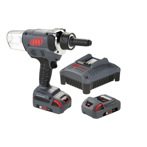 Ingersoll Rand V3121-K2-EU kit with cordless riveter, two 2.5Ah batteries, and BC1121 charger