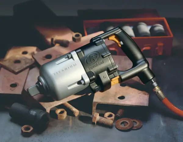 Ingersoll Rand 3900 Series Titanium Air Impact Wrench